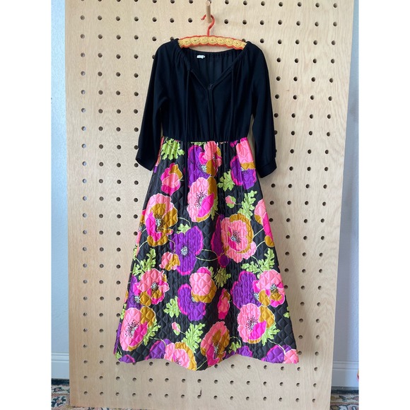 Vintage quilted dress - Picture 1 of 6